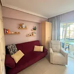 Estudio Aloha Playa Con Terraza, Lägenhet Benalmádena